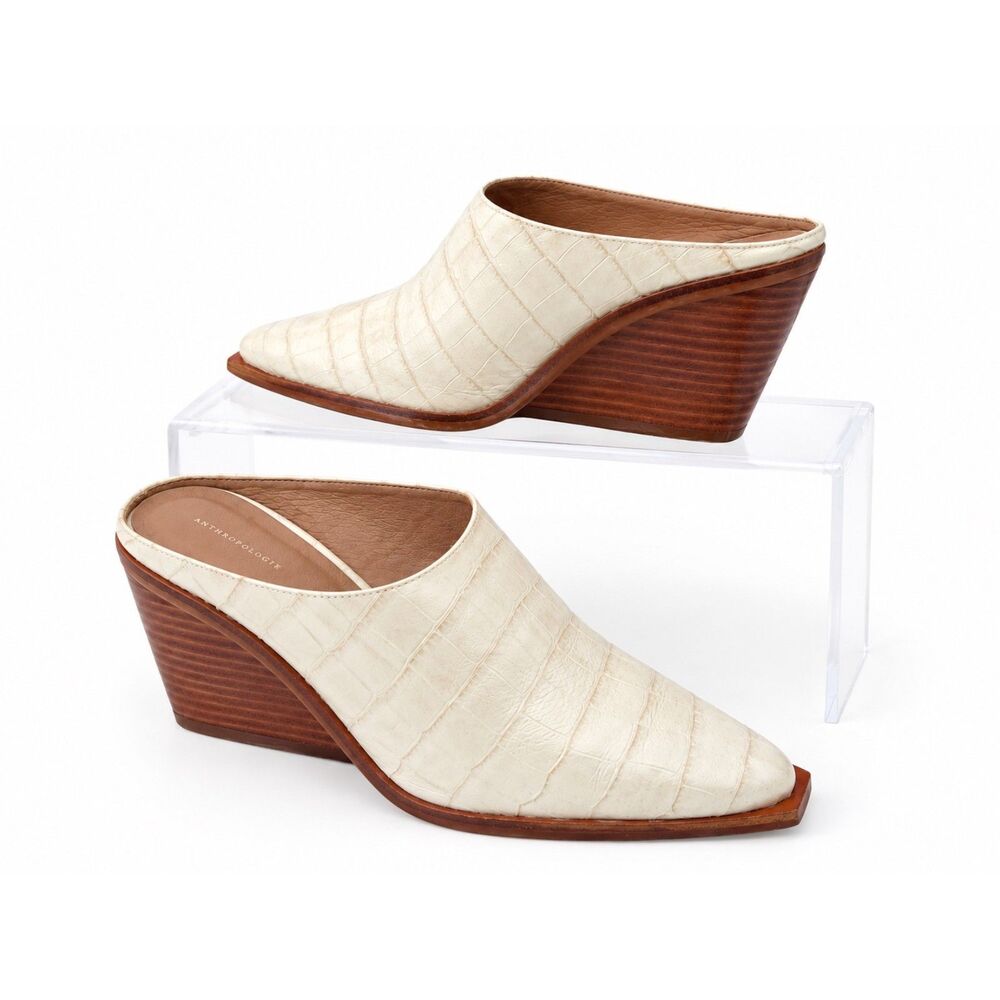 By Anthropologie Western Mule Heels Crocodile Embossed Cream Beige Leather Sz 9